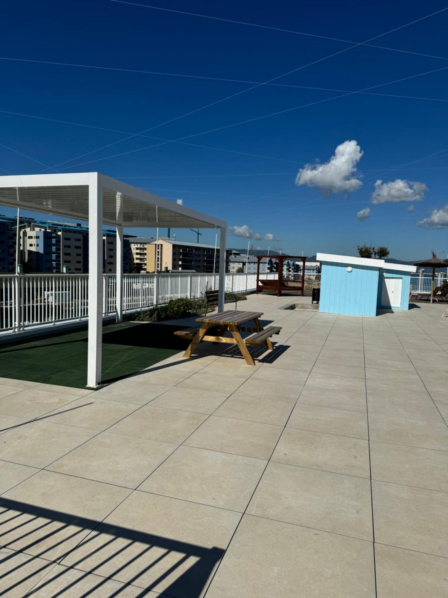 Marina Club Luxury Private Studio With Pool And Incredible Views Gibraltar Exterior photo
