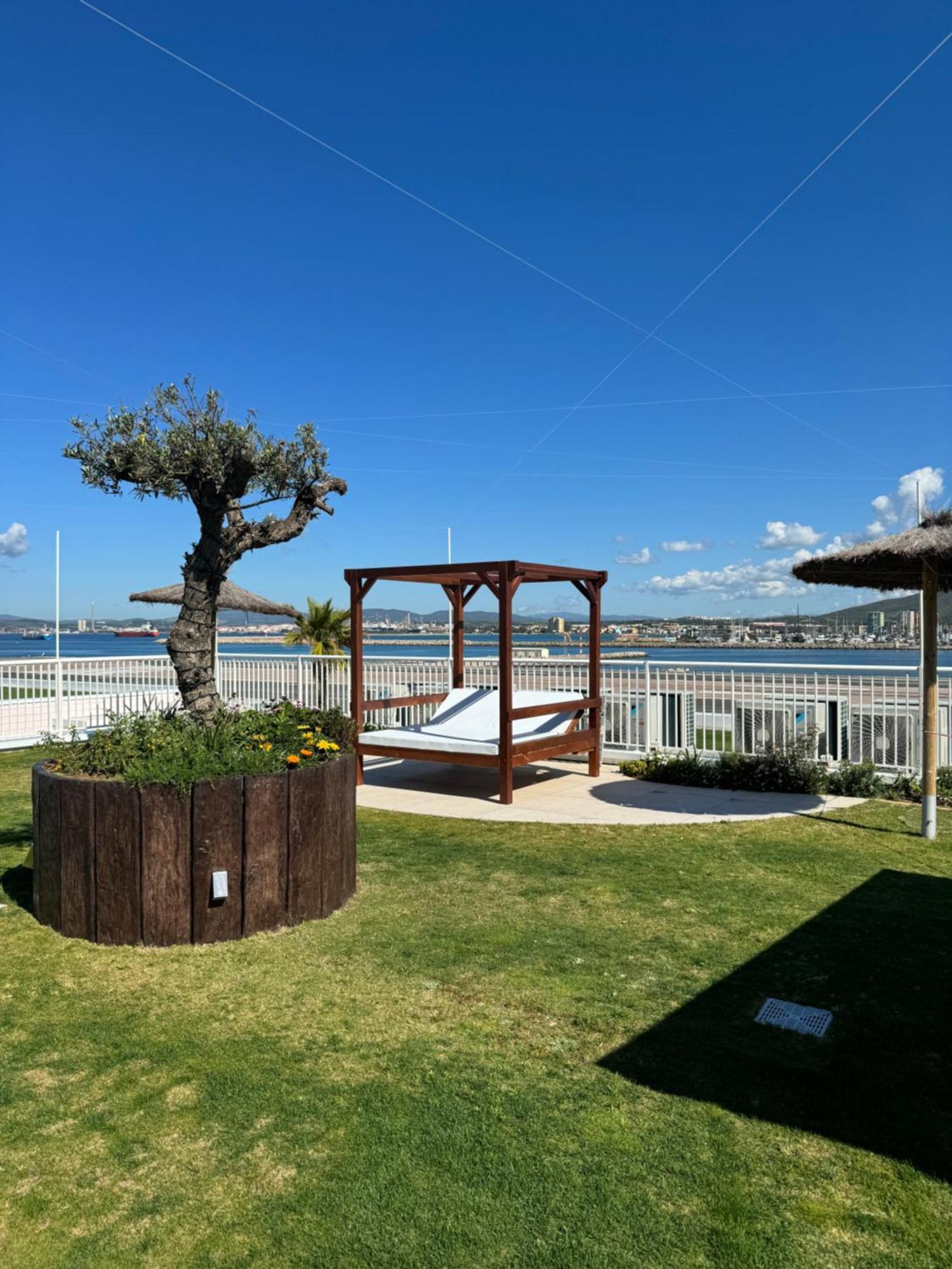 Marina Club Luxury Private Studio With Pool And Incredible Views Gibraltar Exterior photo